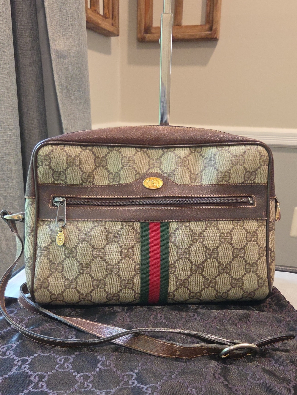 Gucci Brown GG Supreme Sherry Line Camera Bag -Vintage